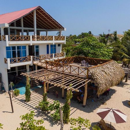 Merakai Hostel Rincon Del Mar エクステリア 写真