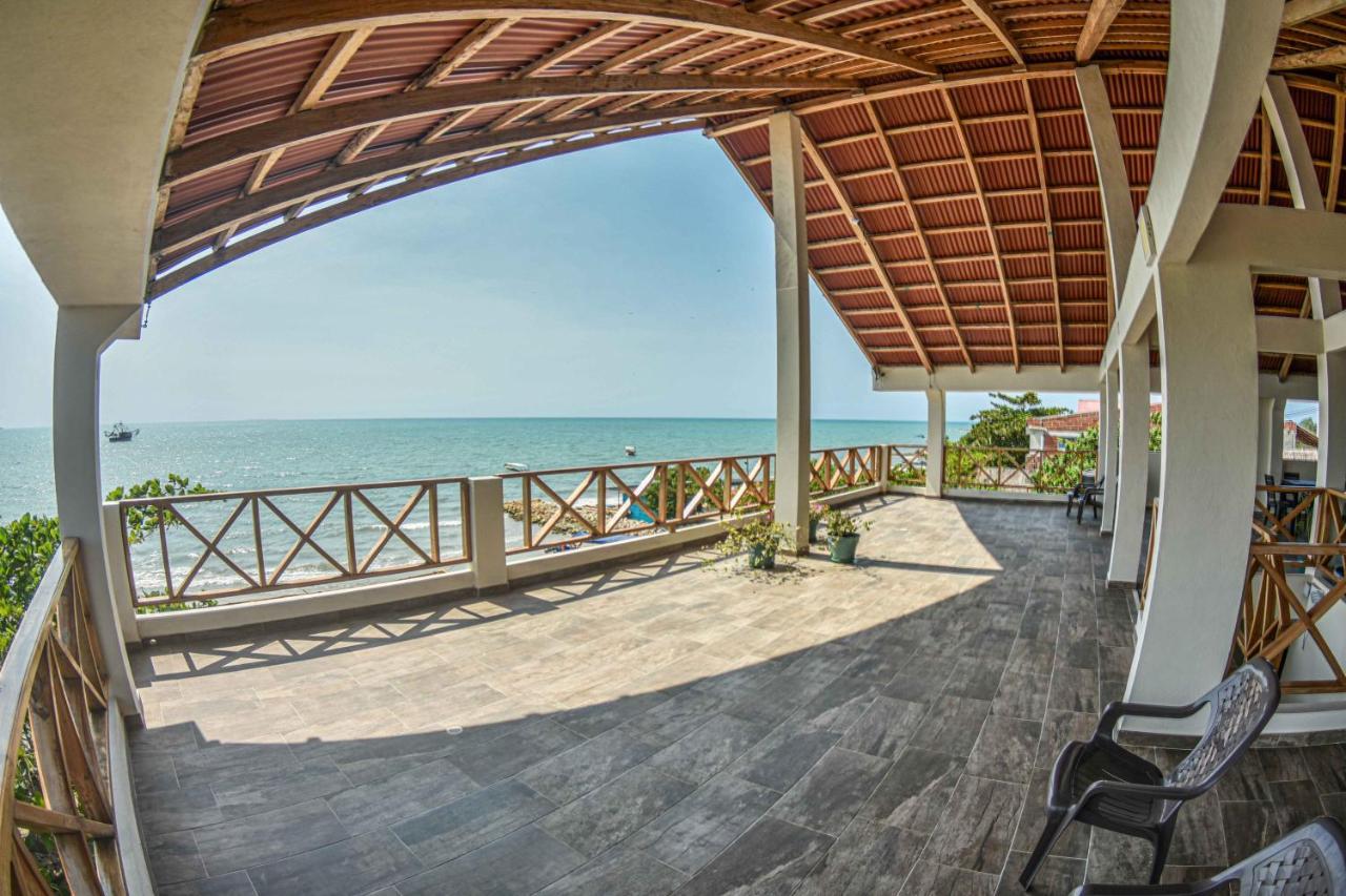 Merakai Hostel Rincon Del Mar エクステリア 写真