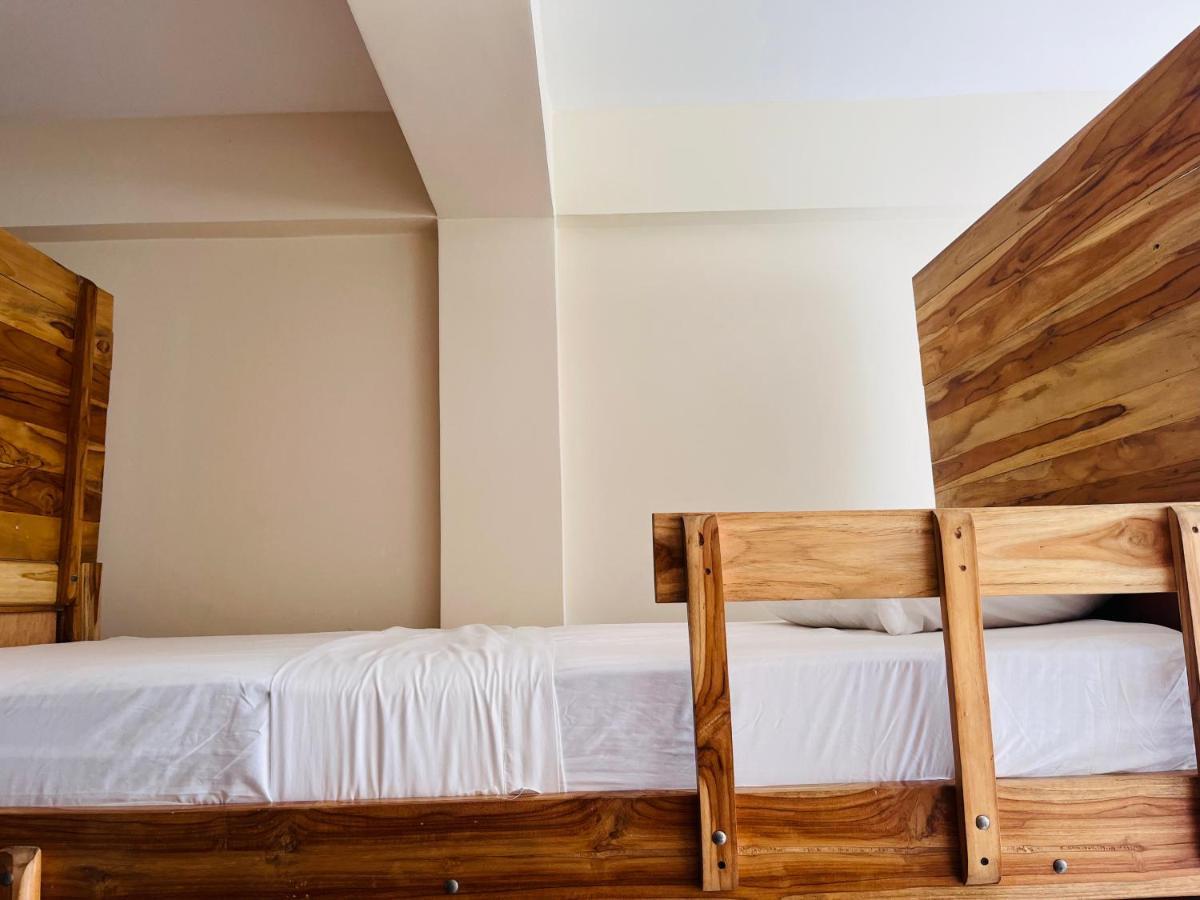 Merakai Hostel Rincon Del Mar エクステリア 写真