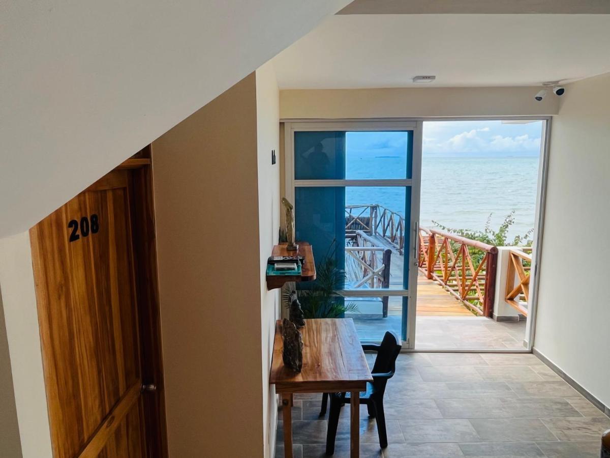 Merakai Hostel Rincon Del Mar エクステリア 写真