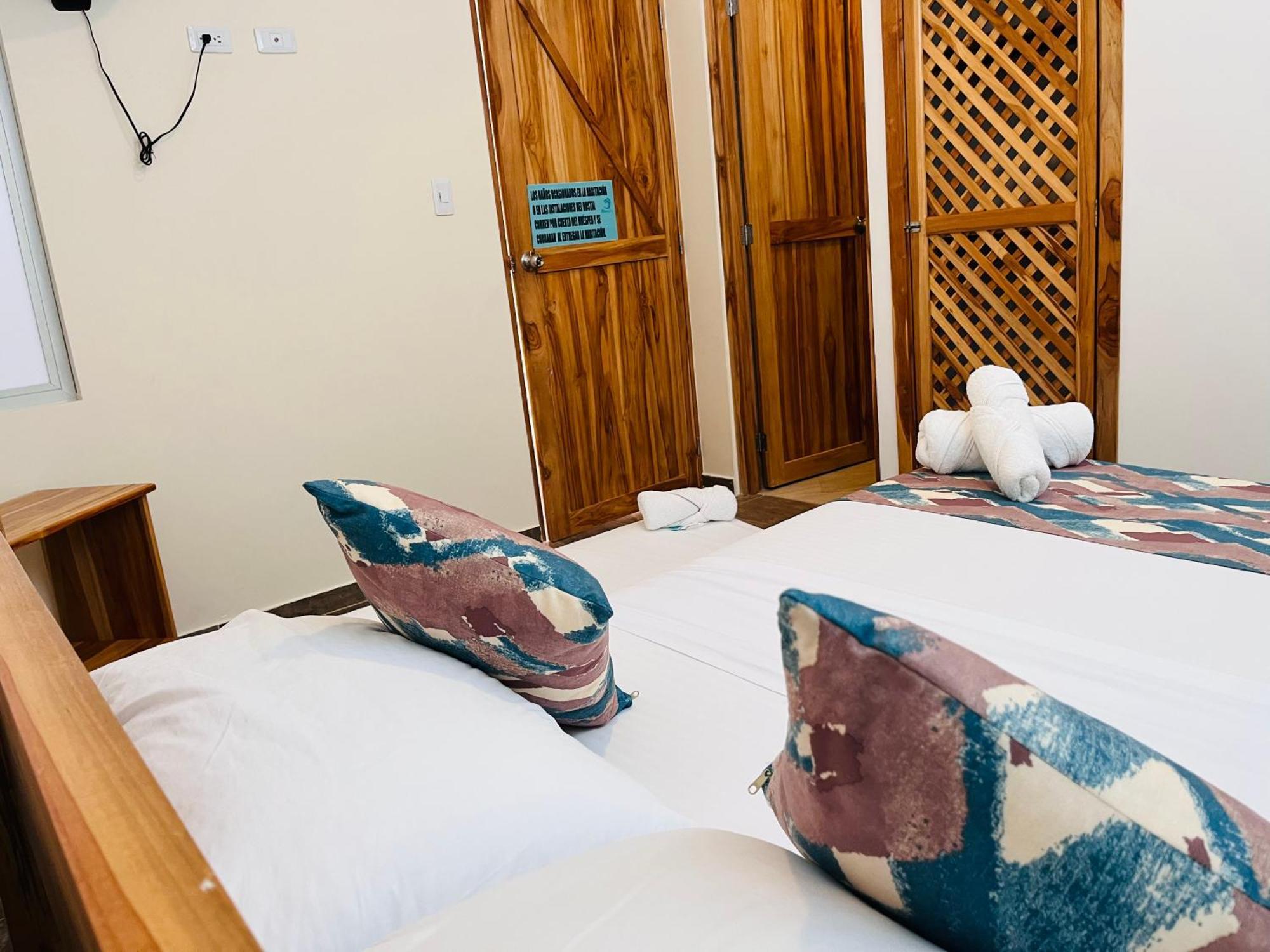 Merakai Hostel Rincon Del Mar エクステリア 写真