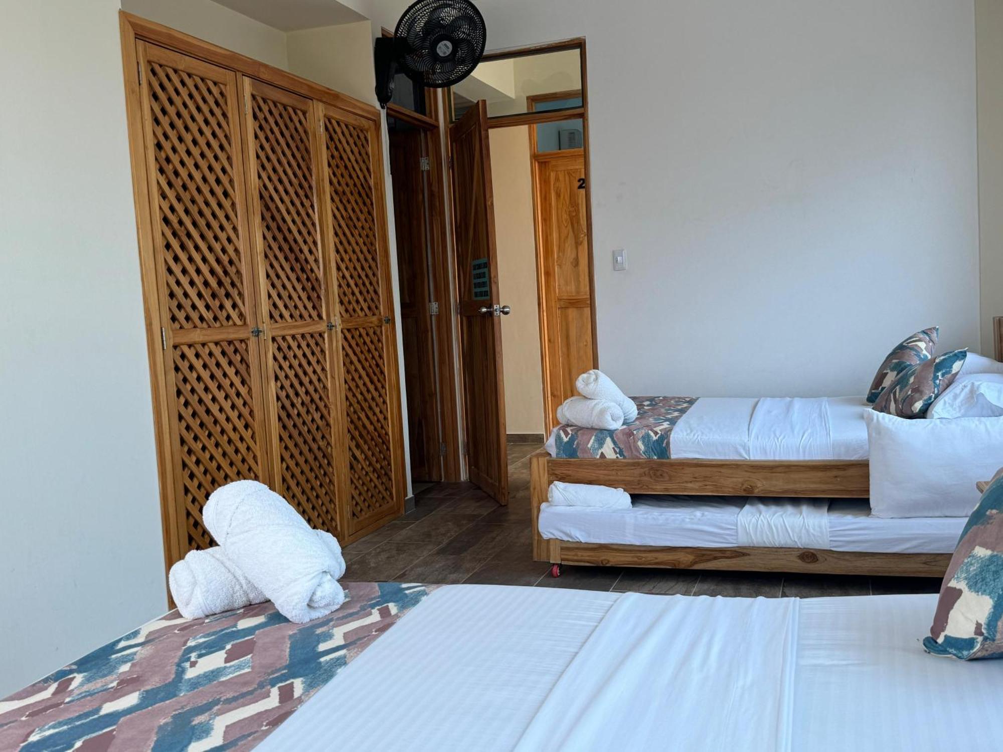 Merakai Hostel Rincon Del Mar エクステリア 写真